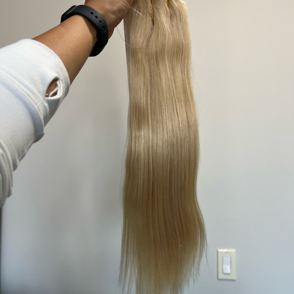 High quality  human hair halo extensions. 16” 613 (platinum blonde)